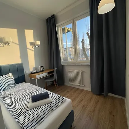 Hotel apartamentowy Dworzec 3*